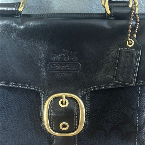 Coach Black Shoulder Bag with Gold Hardware - Picture 3 of 15